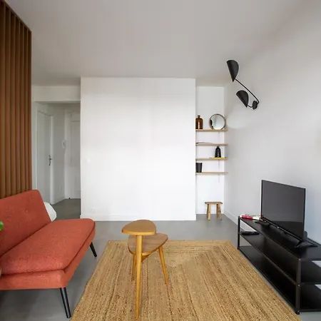 Apartment Centre Et Plages De Sable A Pied Antibes